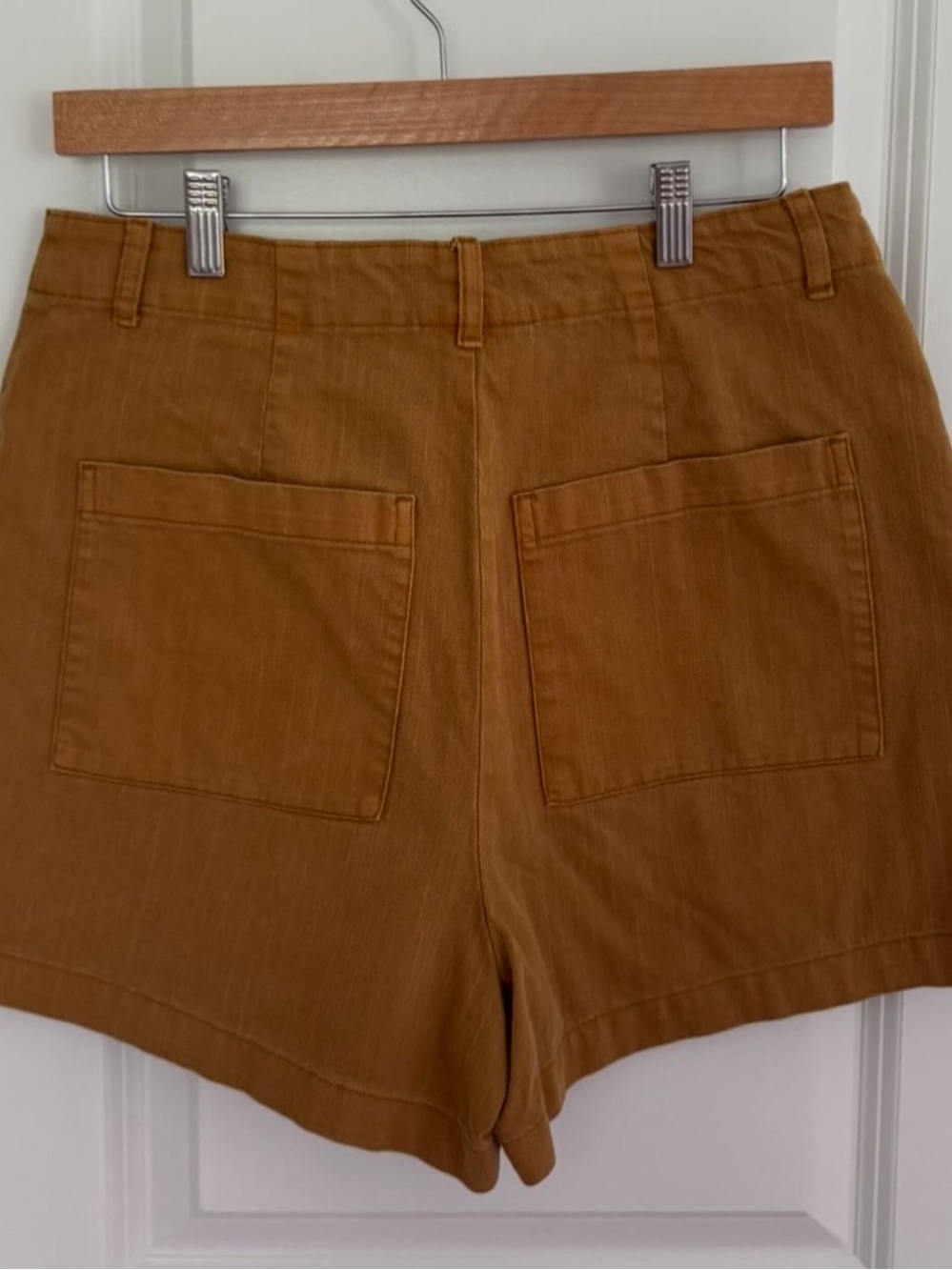 Universal Thread High Rise Pleated Utility Shorts - Picture 7 of 9